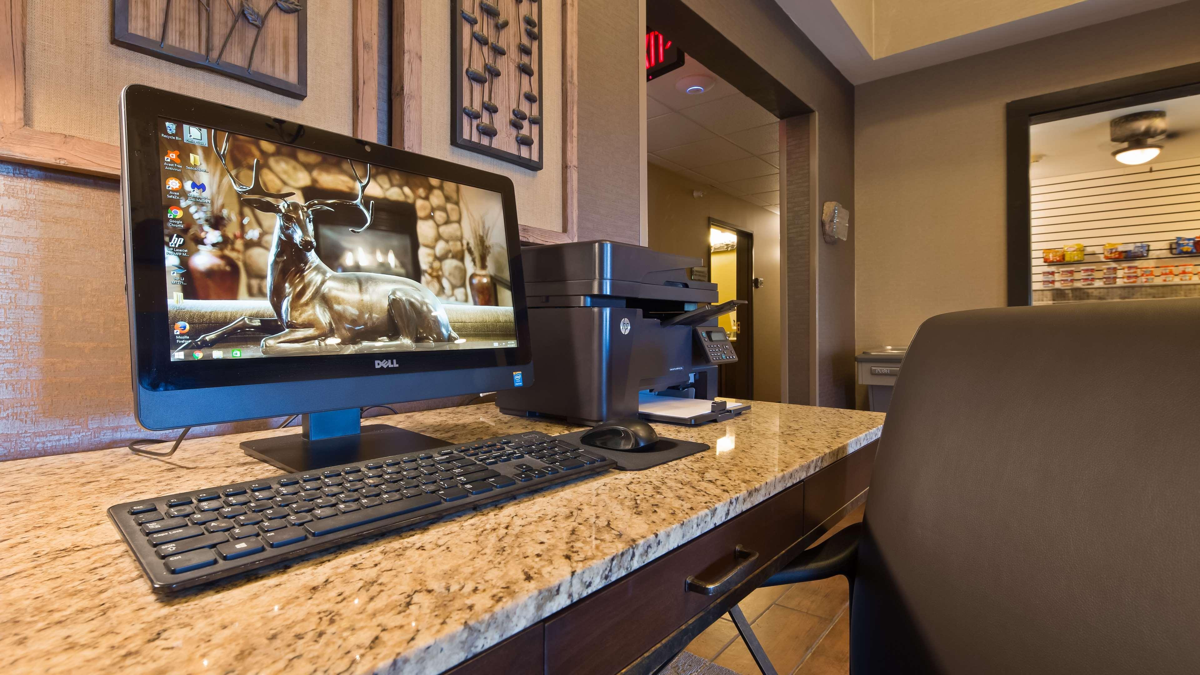 Best Western Plus Deer Park Hotel And Suites Craig Bagian luar foto