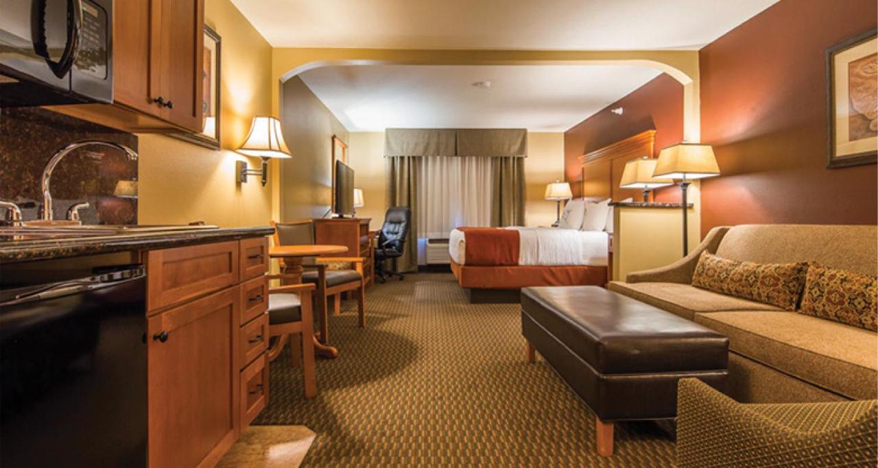 Best Western Plus Deer Park Hotel And Suites Craig Ruang foto